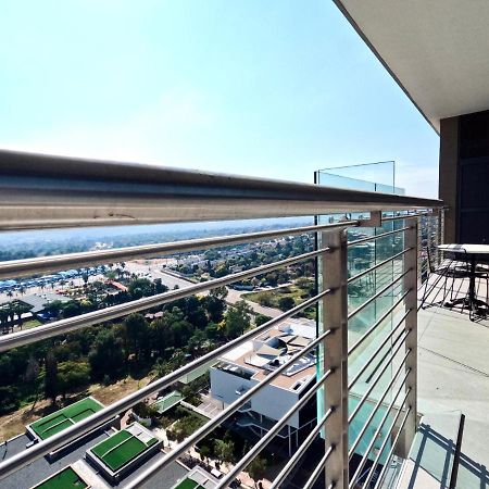 Menlyn Maine Apartments Pretoria-Noord Exterior foto